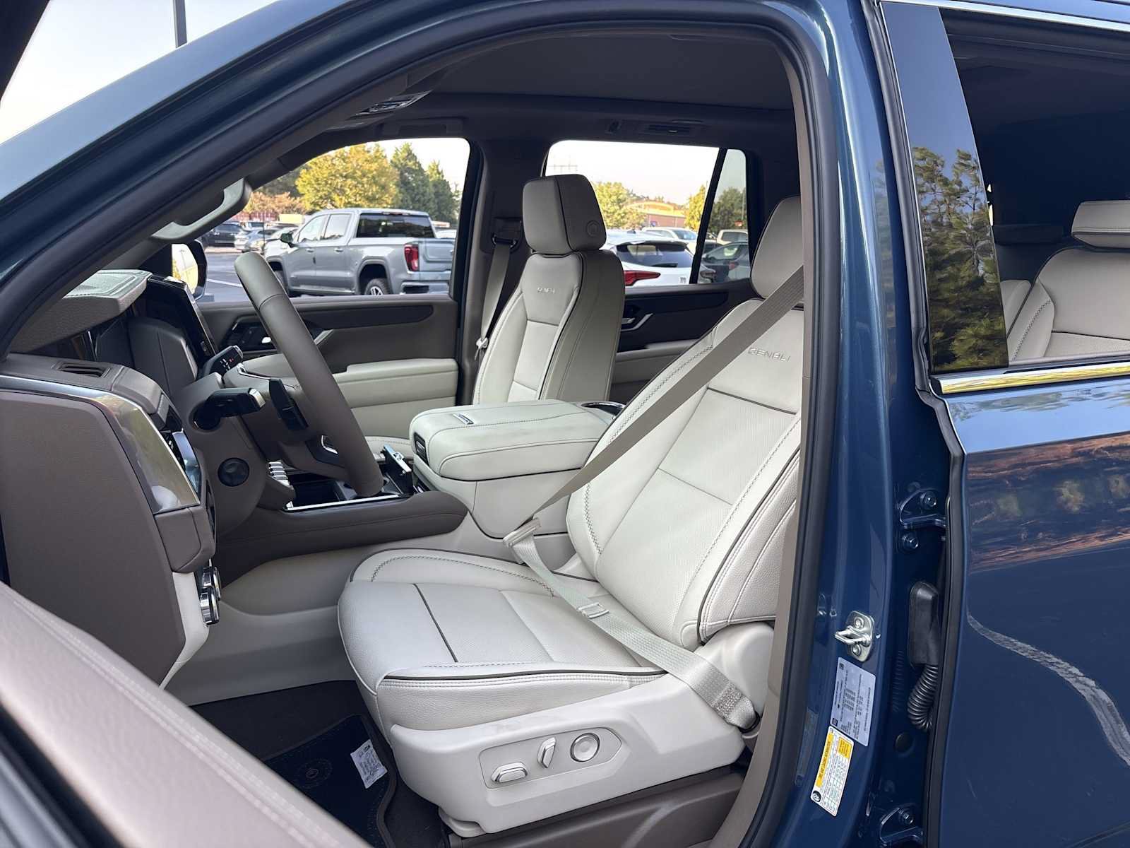 New 2026 GMC Yukon Denali w/ Sun & Power Step Package RWD image 14