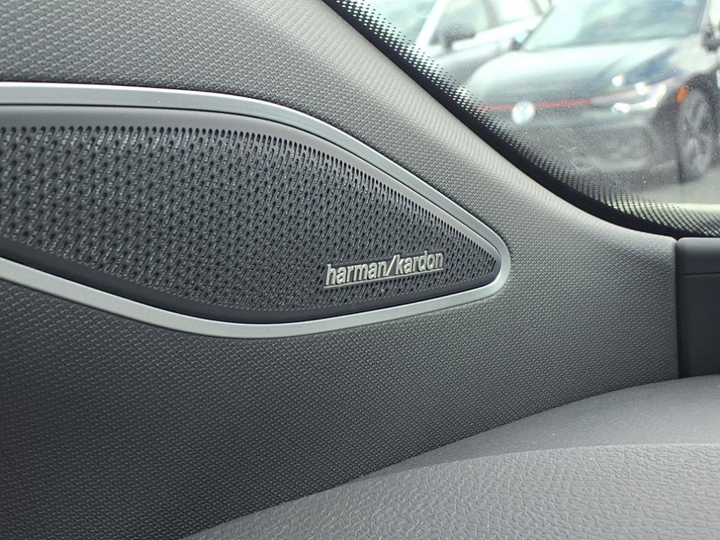 New 2025 Volkswagen ID.4 Pro S Plus image 14