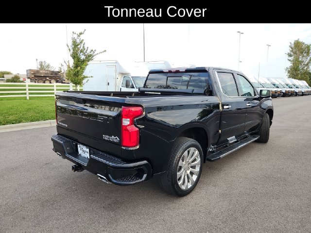 Used 2020 Chevrolet Silverado 1500 High Country w/ Technology Package AWD/4WD image 9