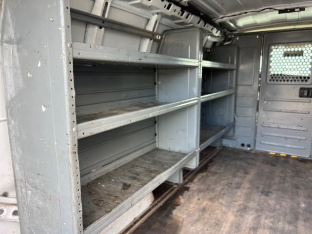 Used 2017 Chevrolet Express 2500 image 21