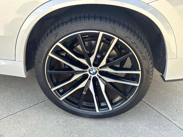 Used 2024 BMW X5 sDrive40i w/ M Sport Package RWD image 6