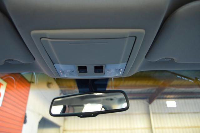 Used 2011 Ford Taurus SEL w/ 201A Rapid Spec Order Code image 26