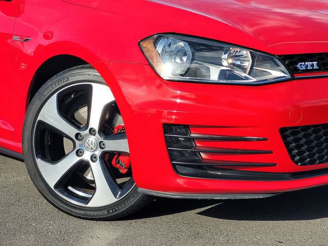 Used 2015 Volkswagen GTI S FWD image 9