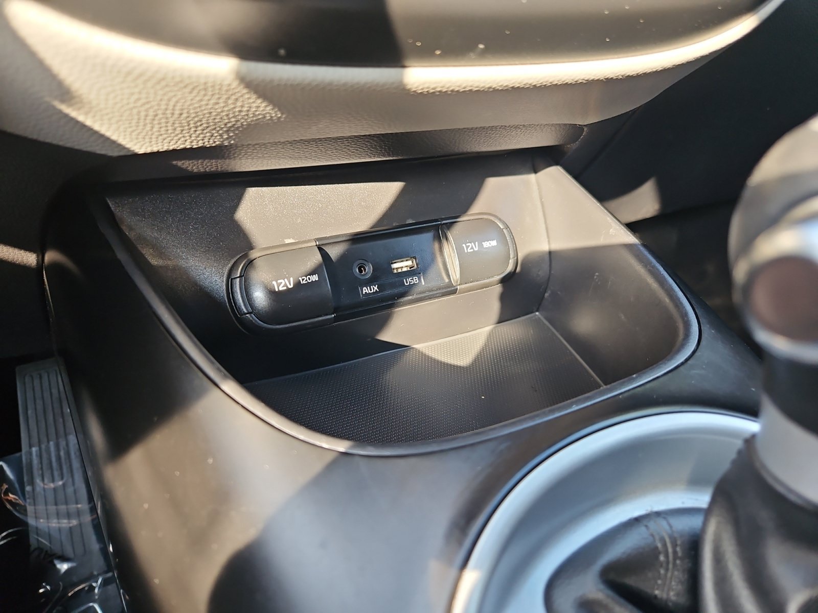 Used 2018 Kia Soul FWD image 17