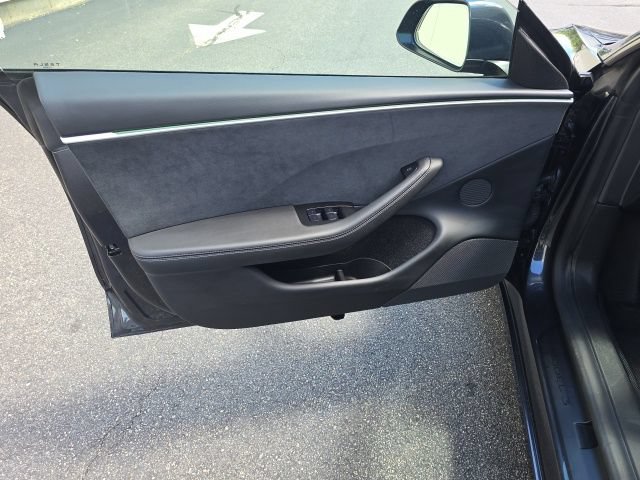 Used 2024 Tesla Model 3 Long Range AWD/4WD image 17