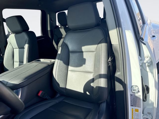 Used 2025 Chevrolet Silverado 3500 LT w/ All Star Edition image 11