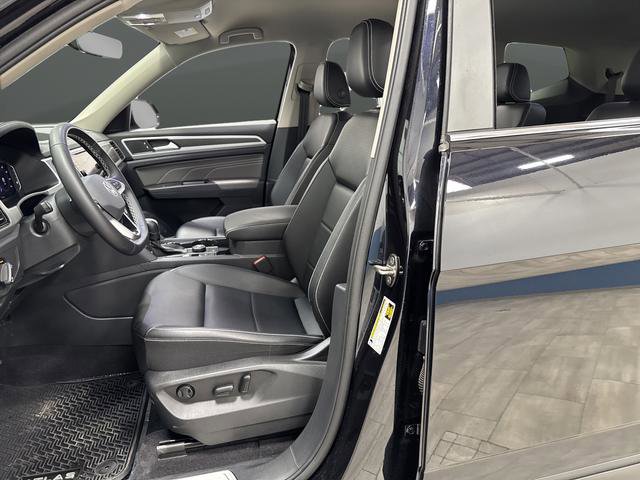 Used 2023 Volkswagen Atlas SE image 4
