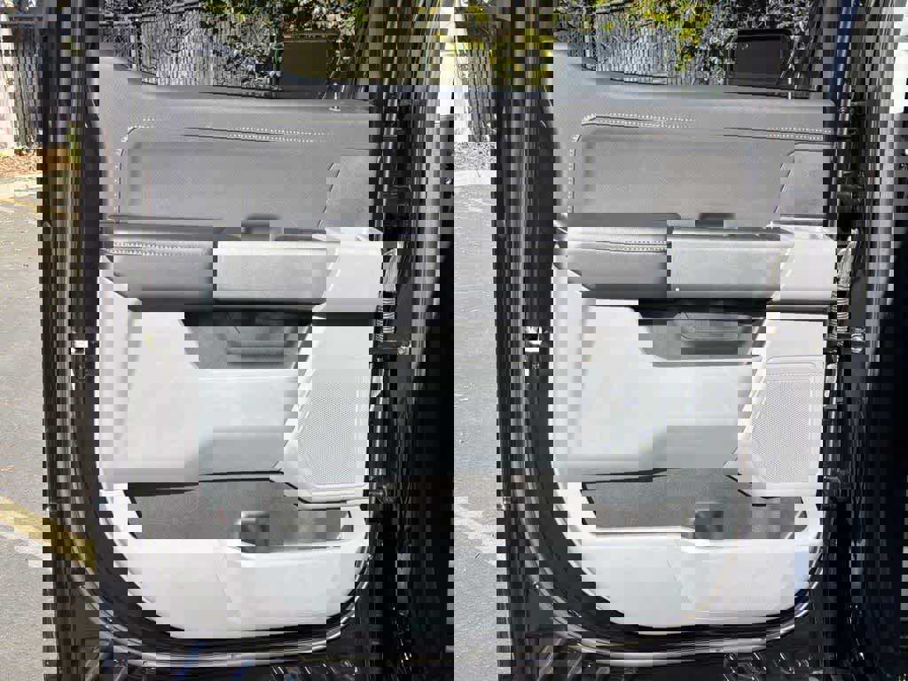 Used 2024 Ford F150 XLT image 27