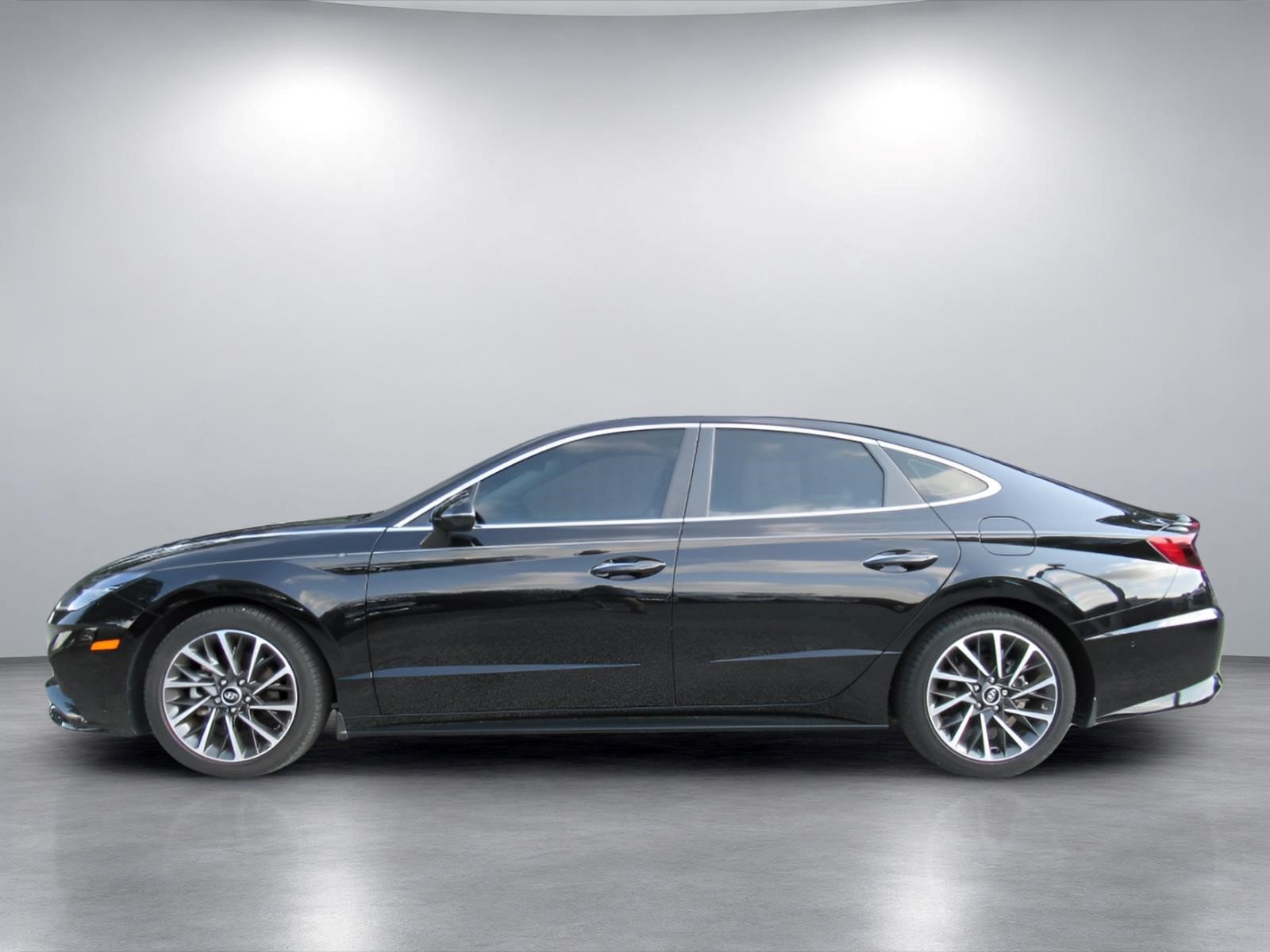 Used 2022 Hyundai Sonata Limited FWD image 4