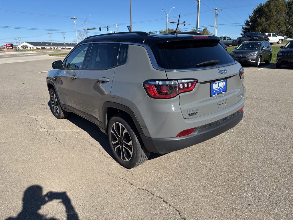 Used 2022 Jeep Compass Limited image 4