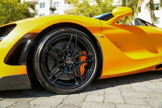 Used 2020 McLaren 720S Luxury image 12