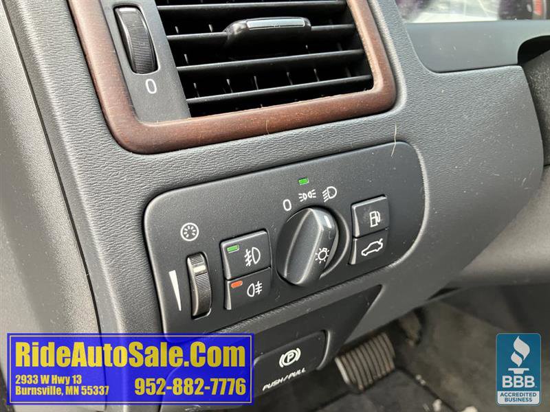 Used 2011 Volvo XC70 3.2 image 28