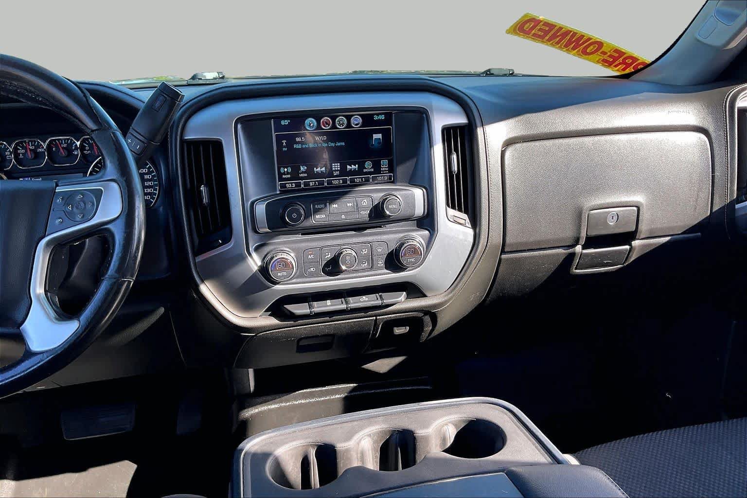 Used 2017 GMC Sierra 1500 SLE w/ SLE Value Package RWD image 6