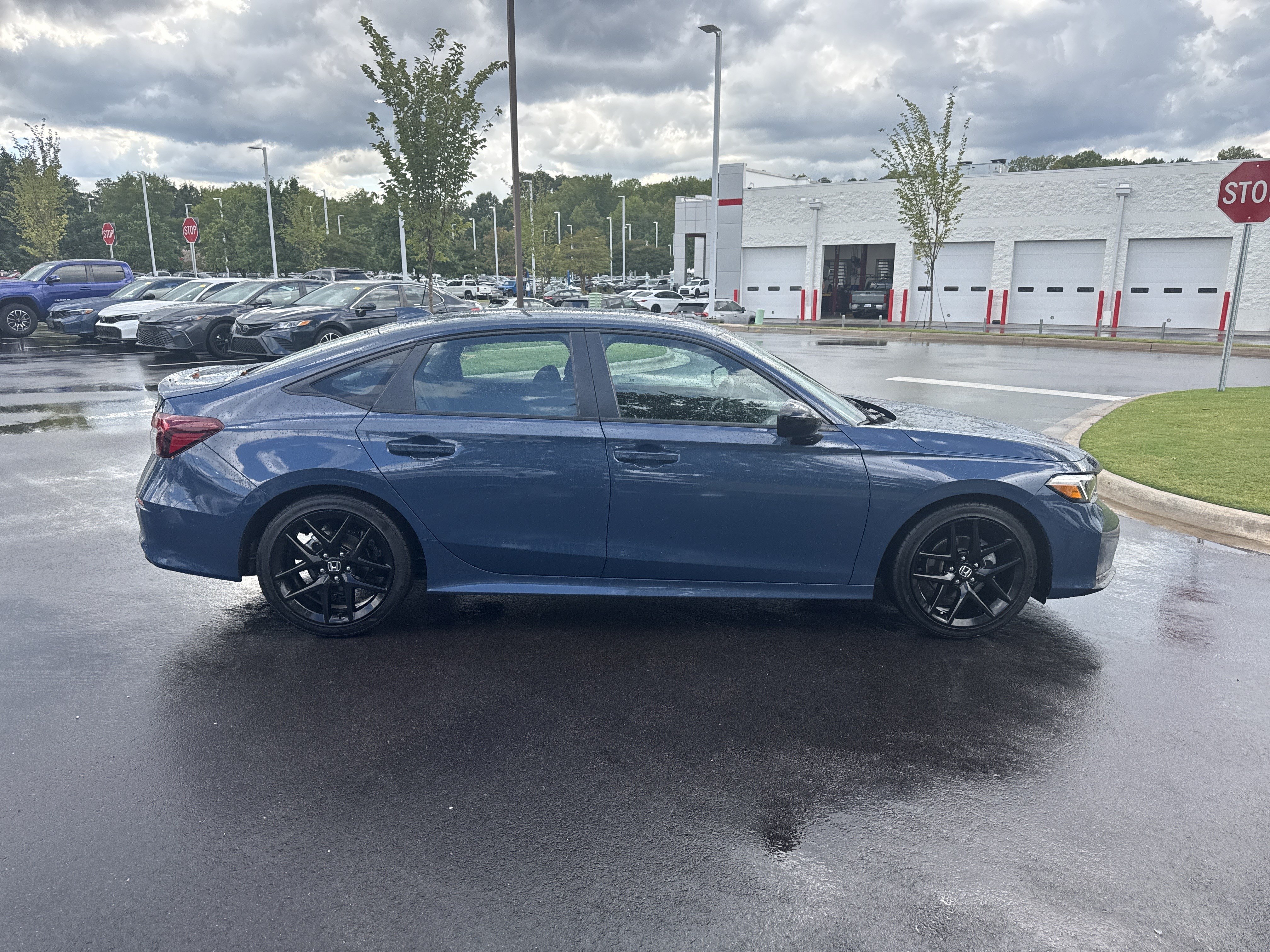 Used 2026 Honda Civic Sport image 11