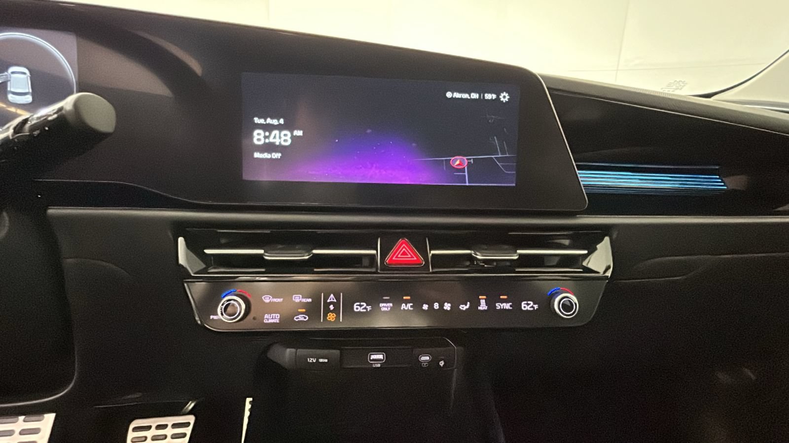 Used 2024 Kia Niro Wave w/ Wave Preserve Package FWD image 27