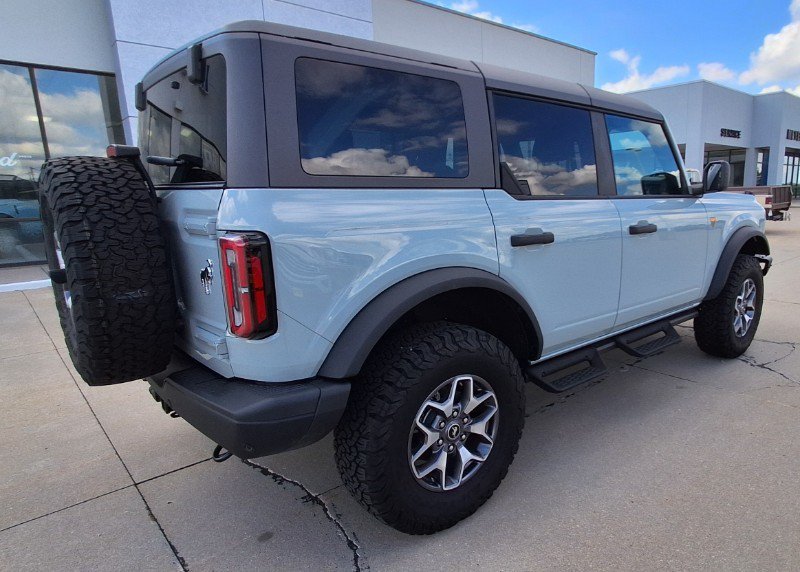 Used 2024 Ford Bronco Badlands AWD/4WD image 8