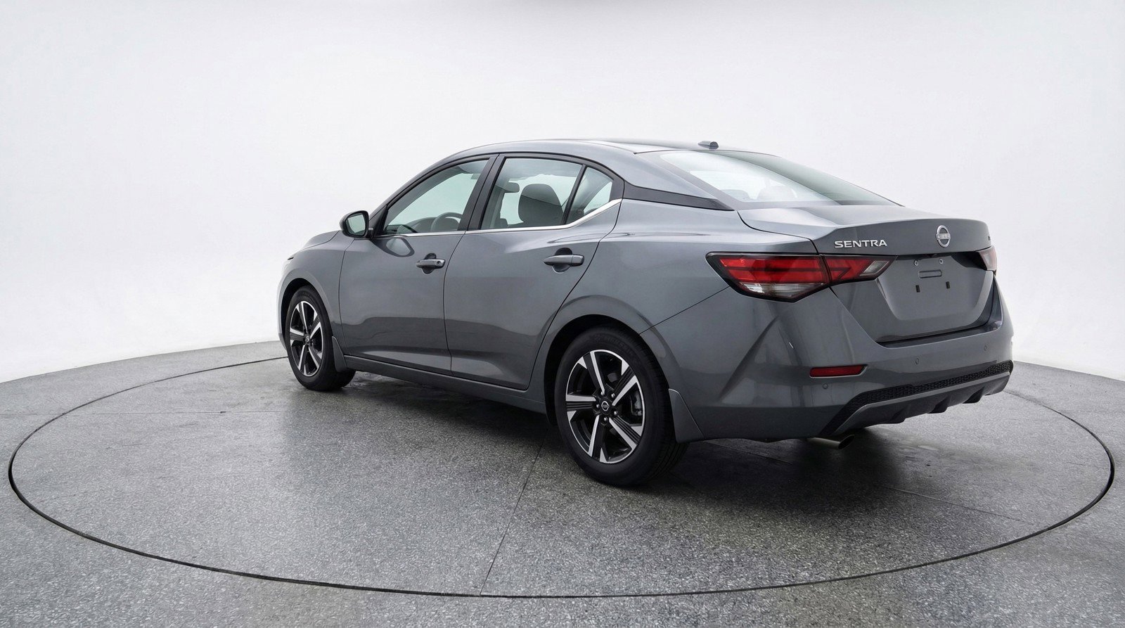 Used 2025 Nissan Sentra SV image 6