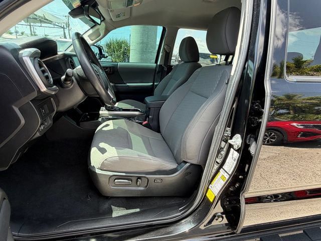 Used 2023 Toyota Tacoma SR5 w/ Technology Package RWD image 12