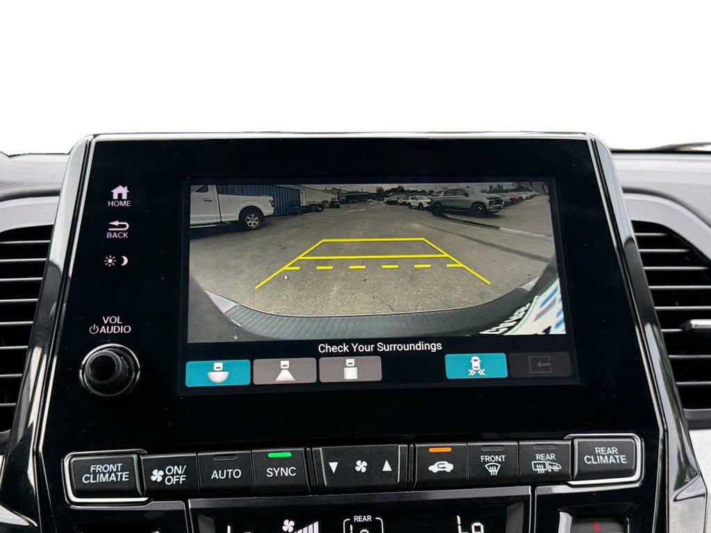Used 2024 Honda Odyssey Touring image 15