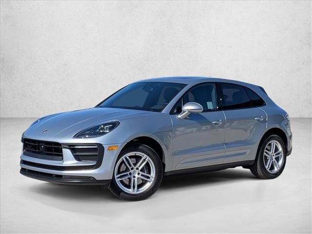 Certified 2025 Porsche Macan Turbo image 1