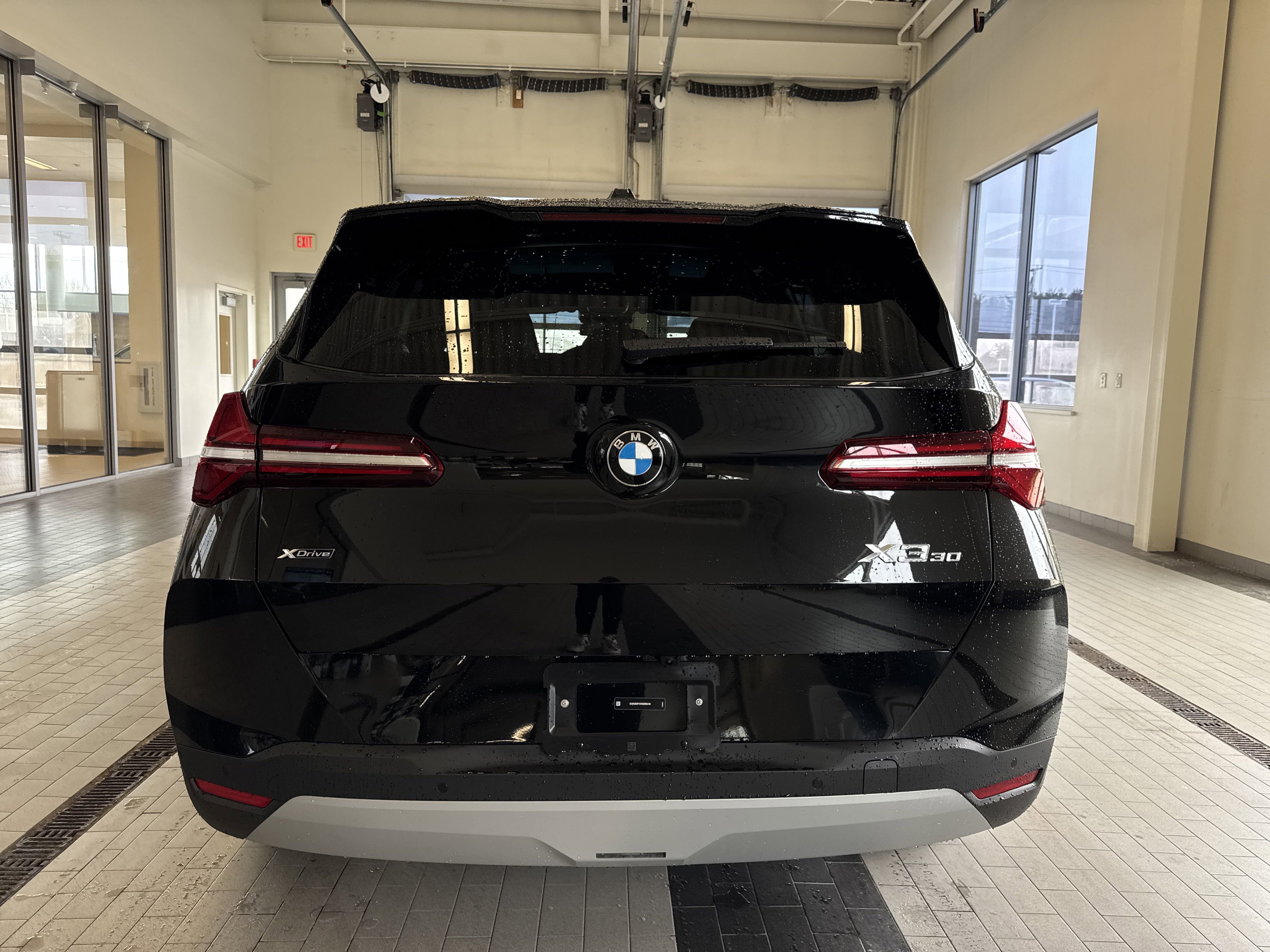 Used 2025 BMW X3 xDrive30i w/ Convenience Package image 6