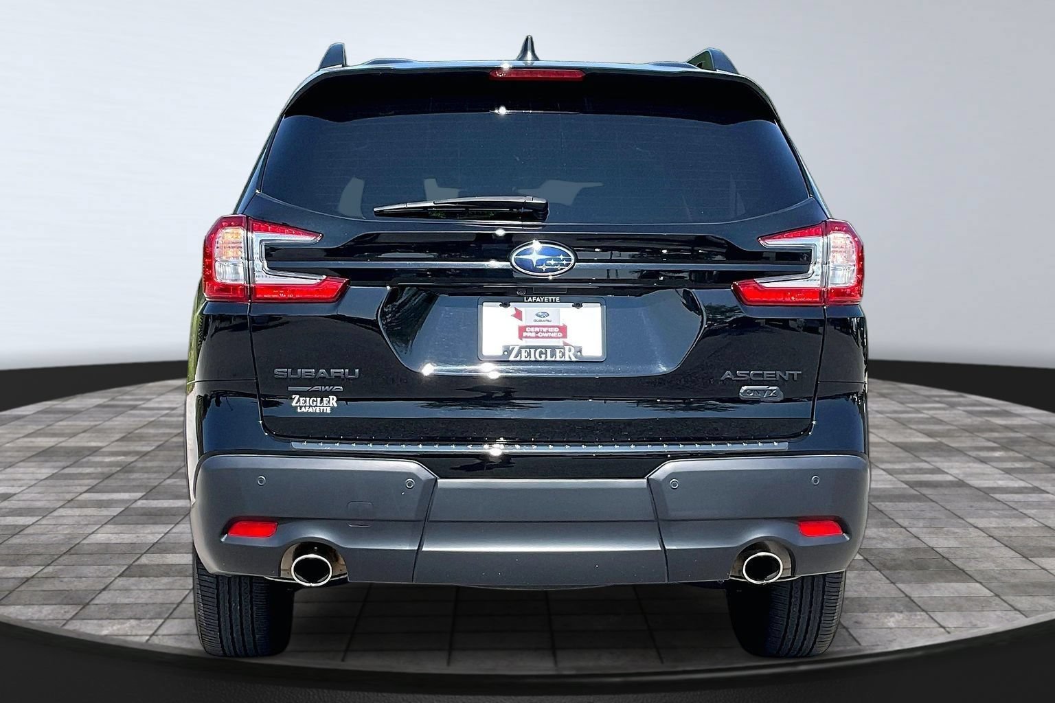 Certified 2025 Subaru Ascent Onyx Edition AWD/4WD image 4