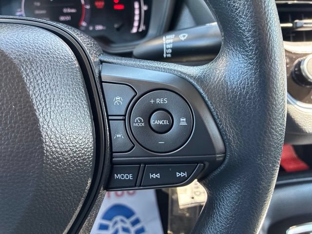 Used 2026 Toyota Corolla LE FWD image 39