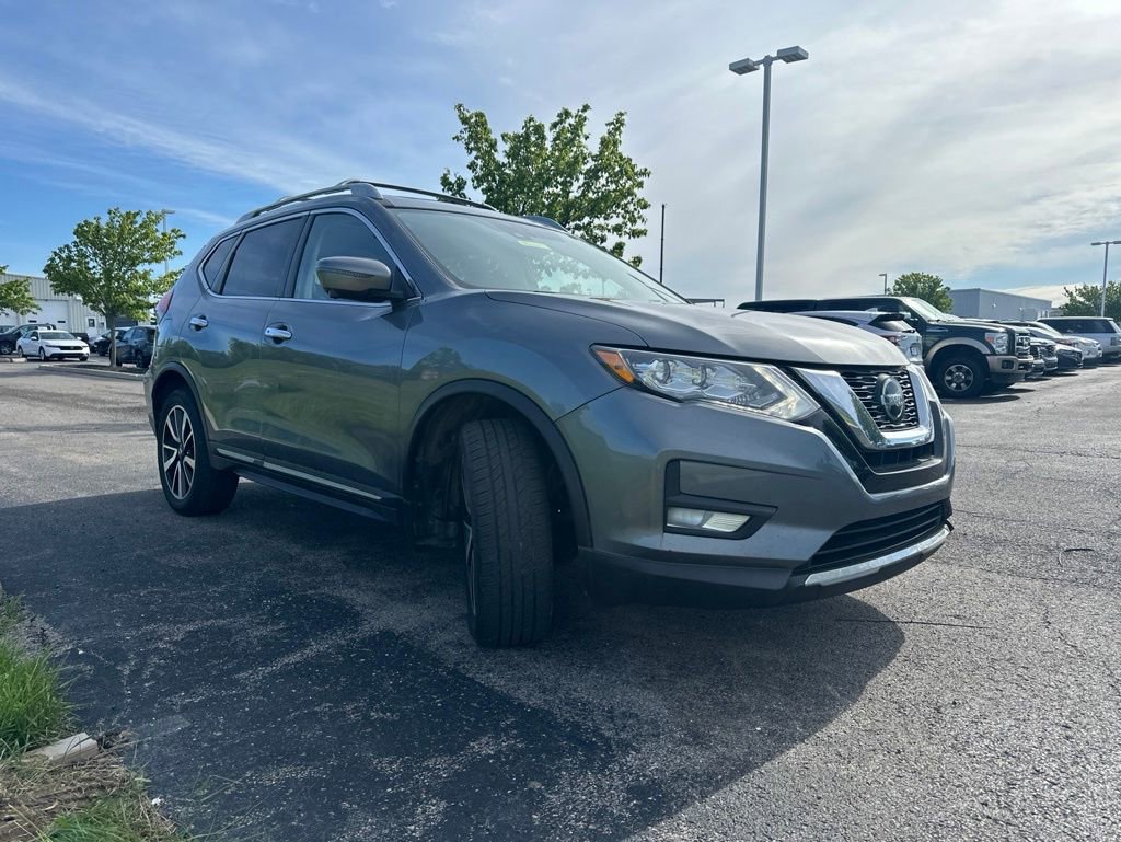 Used 2020 Nissan Rogue SL w/ Premium Package AWD/4WD image 13