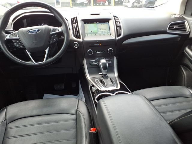 Certified 2018 Ford Edge SEL w/ Equipment Group 201A AWD/4WD image 10