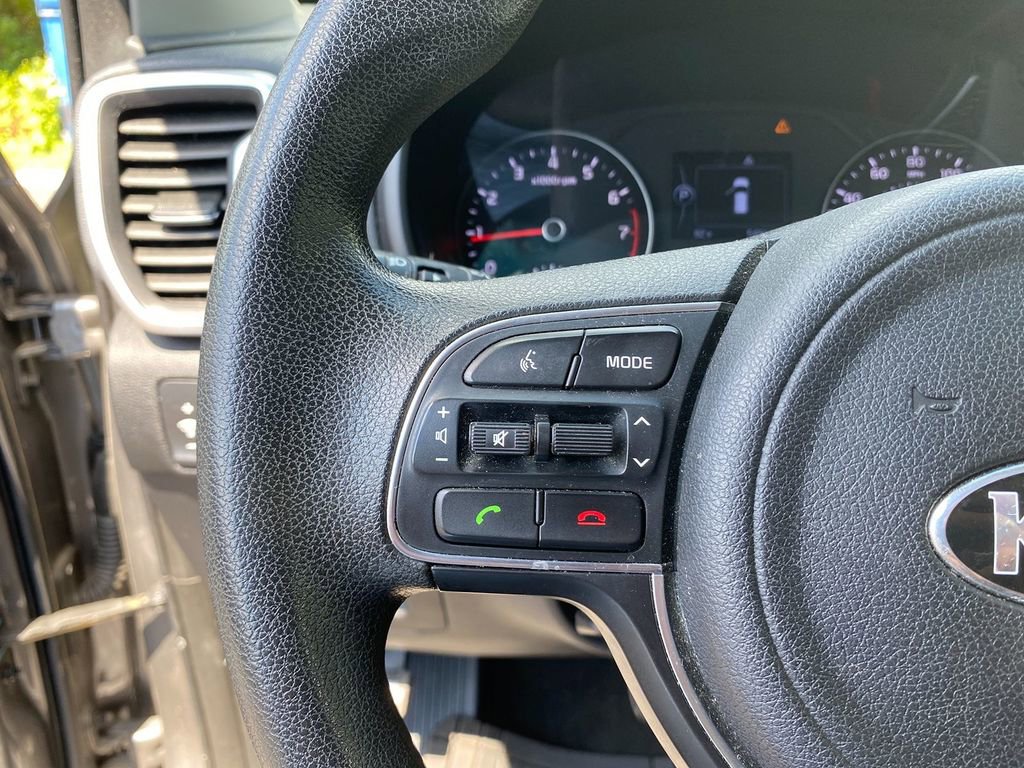 Used 2019 Kia Sportage LX image 10