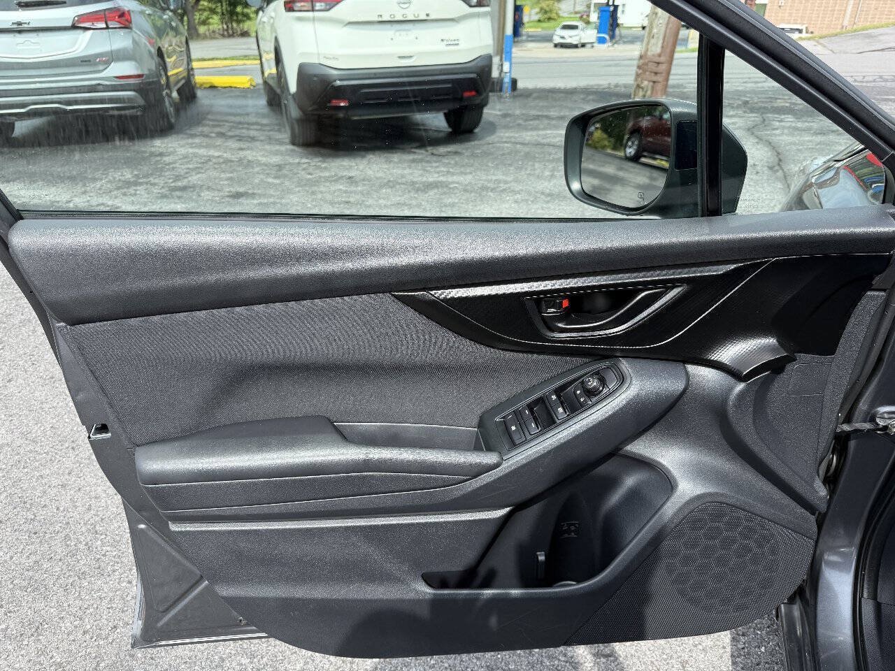 Used 2018 Subaru Impreza 2.0i Premium w/ Eyesight & BSD & Rcta AWD/4WD image 8