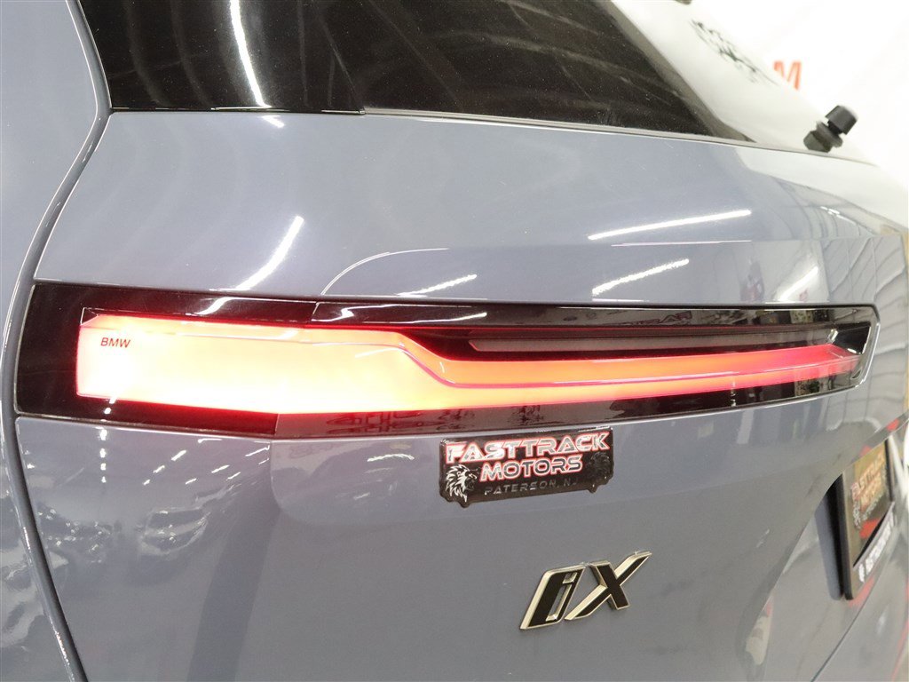 Used 2023 BMW iX M60 w/ Executive Package AWD/4WD image 13