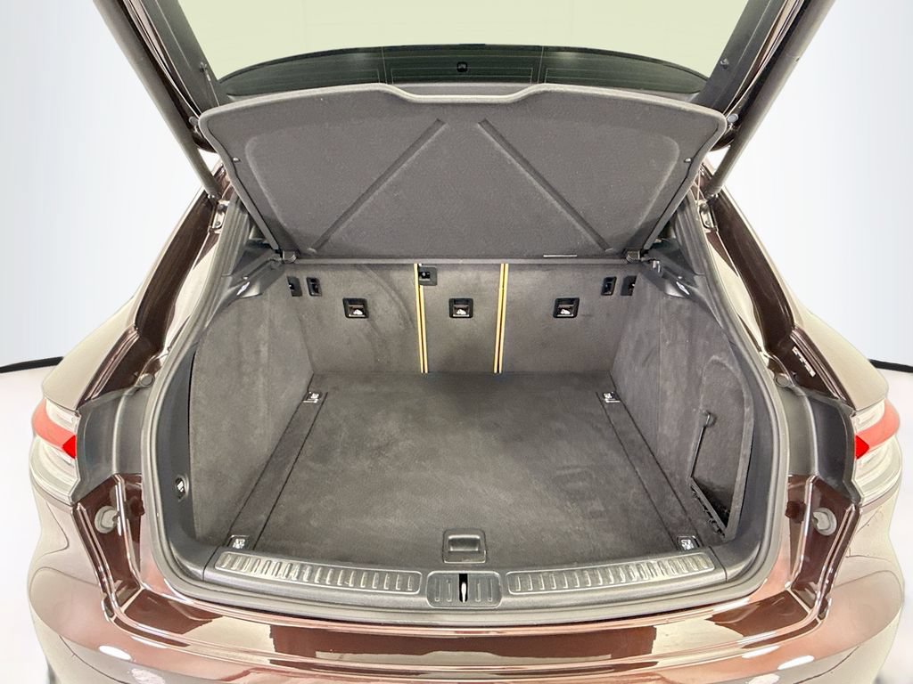 Used 2021 Porsche Macan AWD/4WD image 27