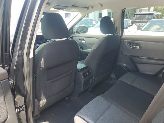 Used 2021 Nissan Rogue SV FWD image 8