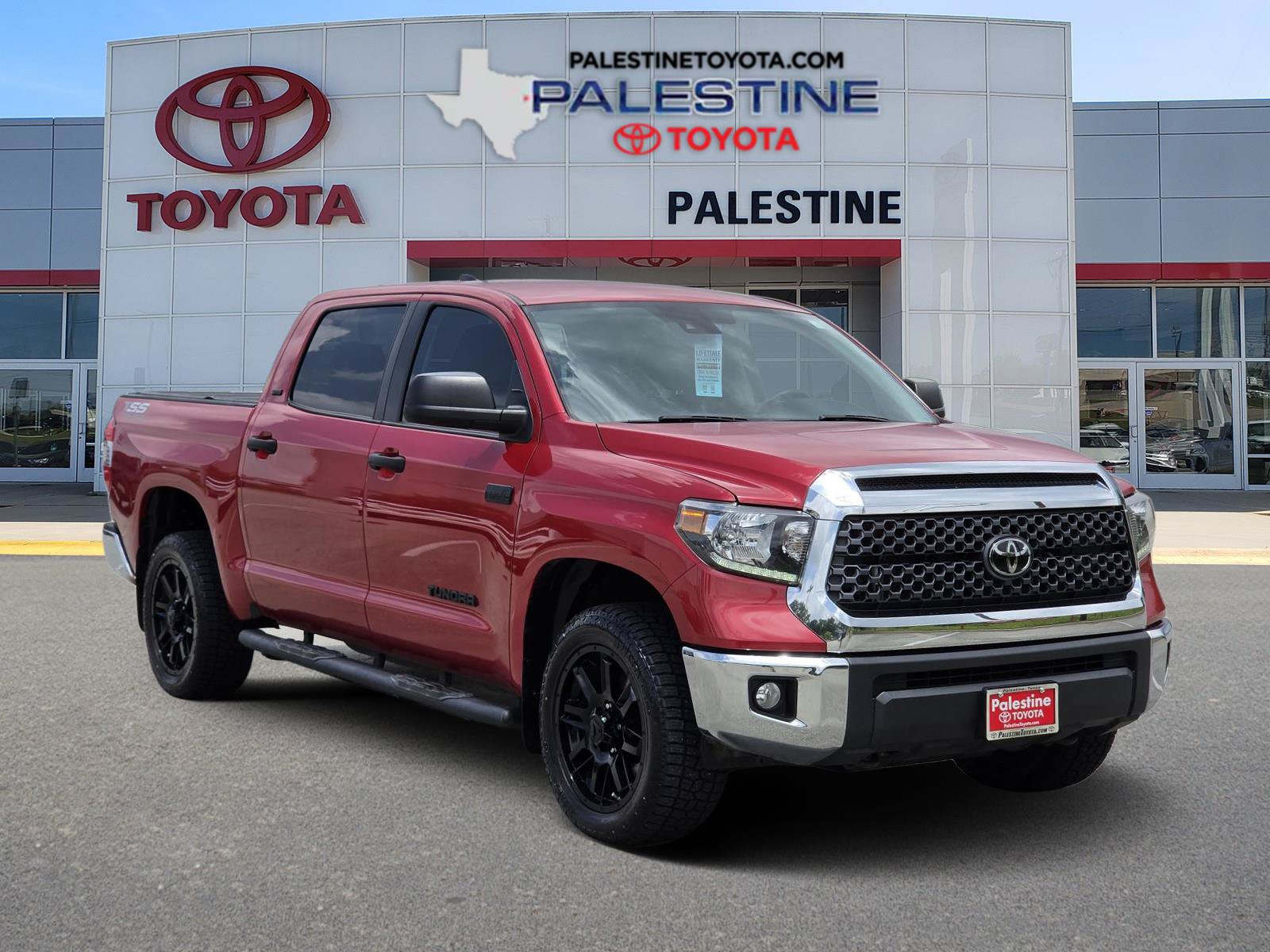 Used 2021 Toyota Tundra SR5 w/ SR5 Leather Package AWD/4WD image 1