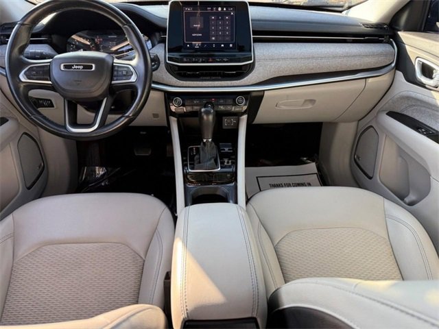 Used 2022 Jeep Compass Latitude w/ Sun and Sound Group image 11