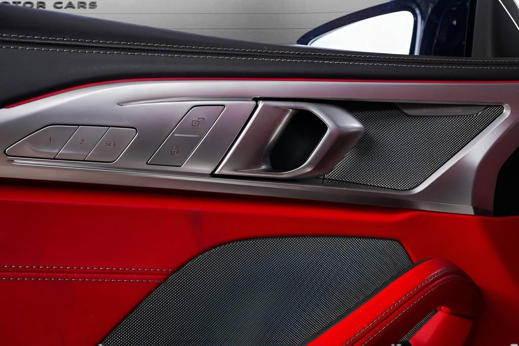 Used 2023 BMW M850i xDrive Coupe image 33