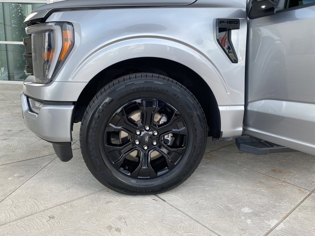 Certified 2022 Ford F150 XLT w/ Equipment Group 302A High image 35