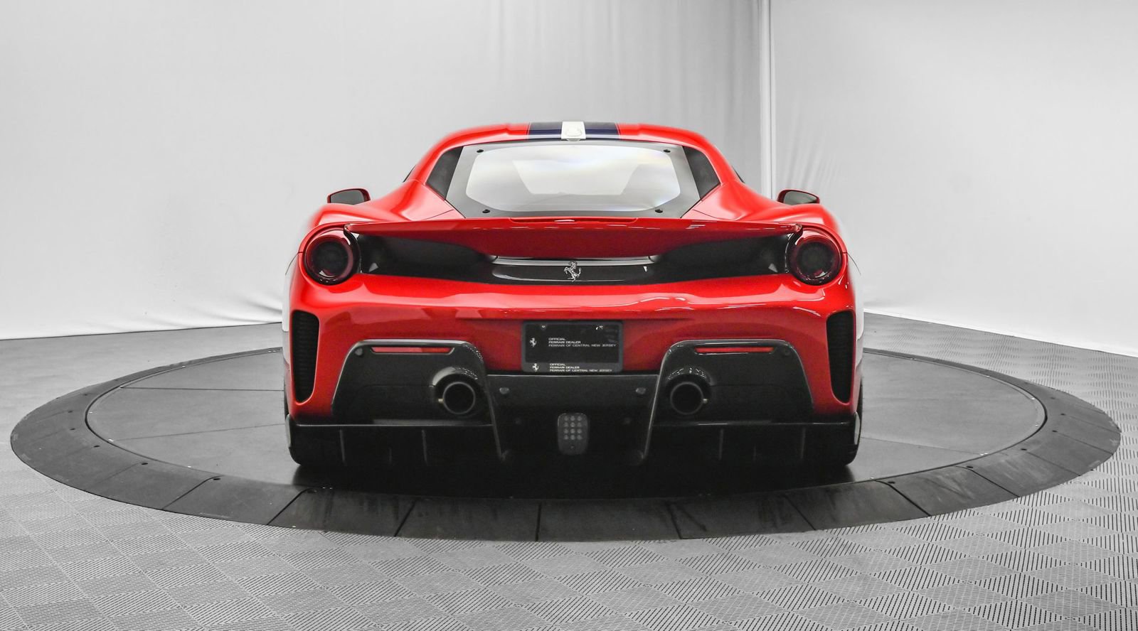 Used 2020 Ferrari 488 Pista Coupe RWD image 6