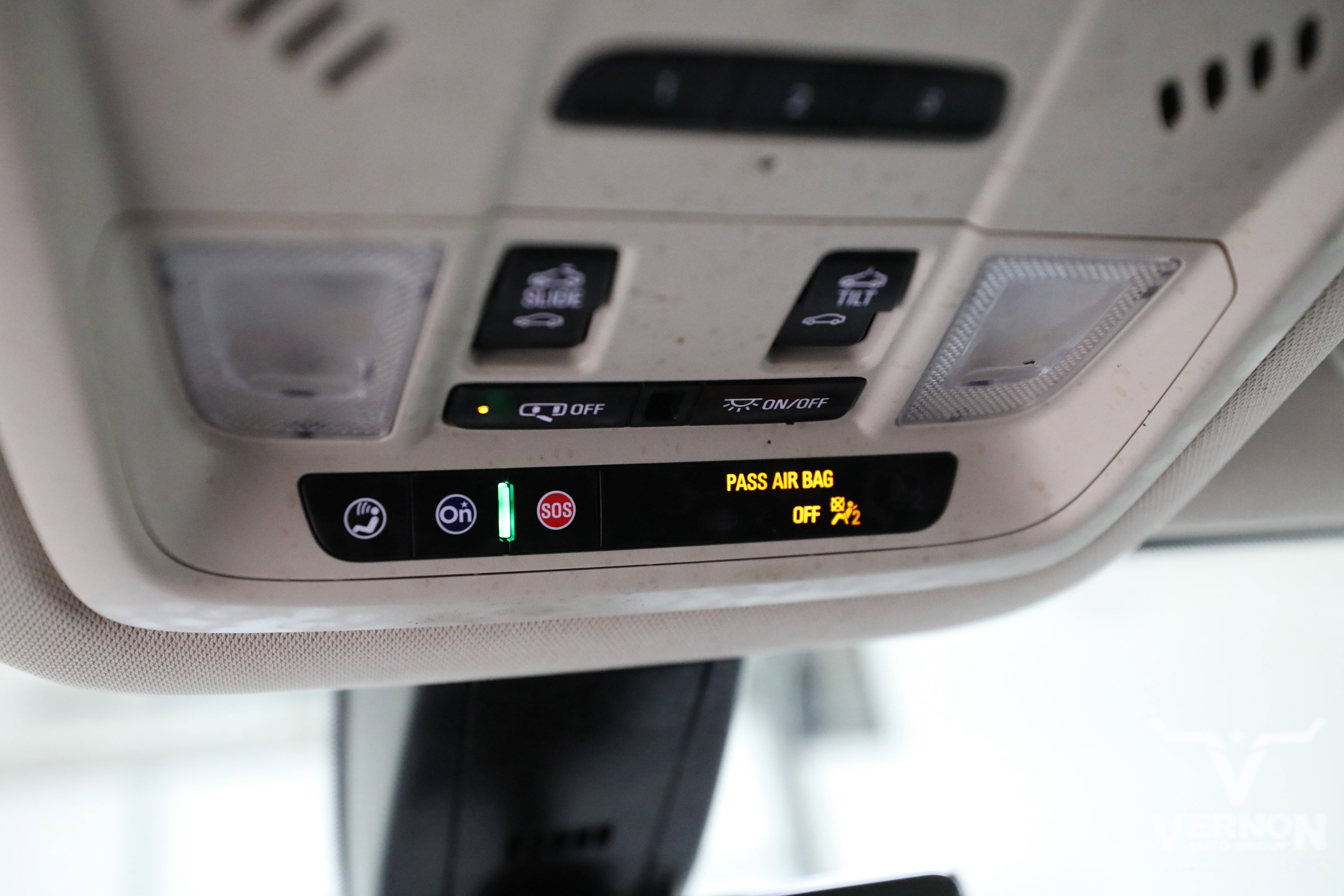 Used 2022 GMC Acadia Denali w/ Denali Ultimate Package image 26