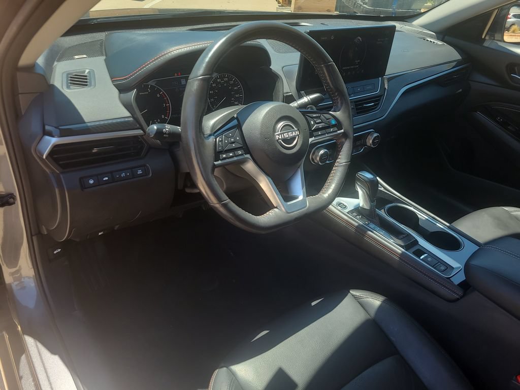 Certified 2023 Nissan Altima 2.0 SR FWD image 17