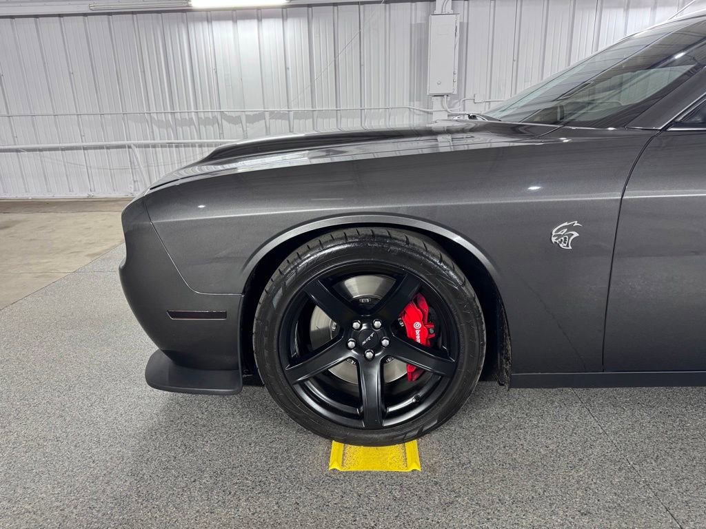 Used 2019 Dodge Challenger SRT Hellcat w/ Alcantara Appearance Package RWD image 15