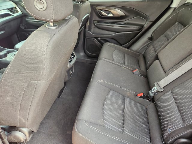 Used 2024 GMC Terrain SLE w/ Elevation Edition FWD image 30