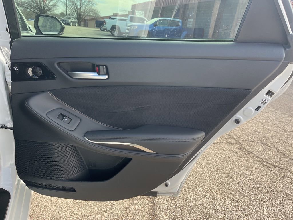 Used 2019 Toyota Avalon XSE w/ All Weather Liner Package image 29