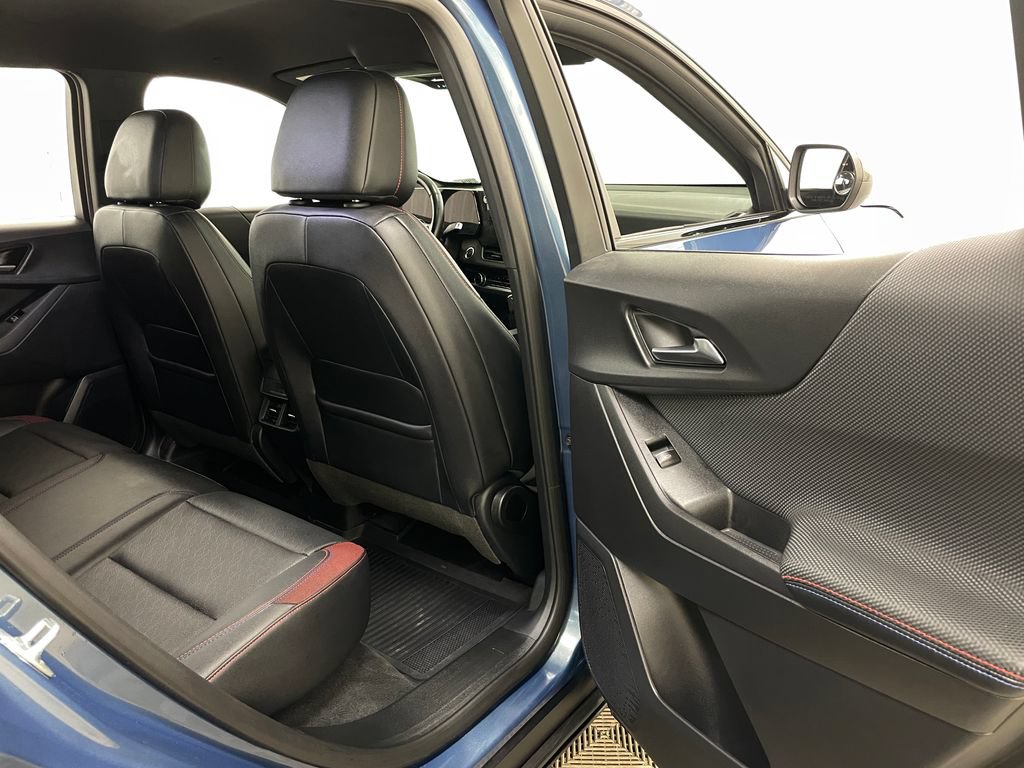 Used 2026 Chevrolet Equinox RS w/ LPO, Floor Liner Package AWD/4WD image 39