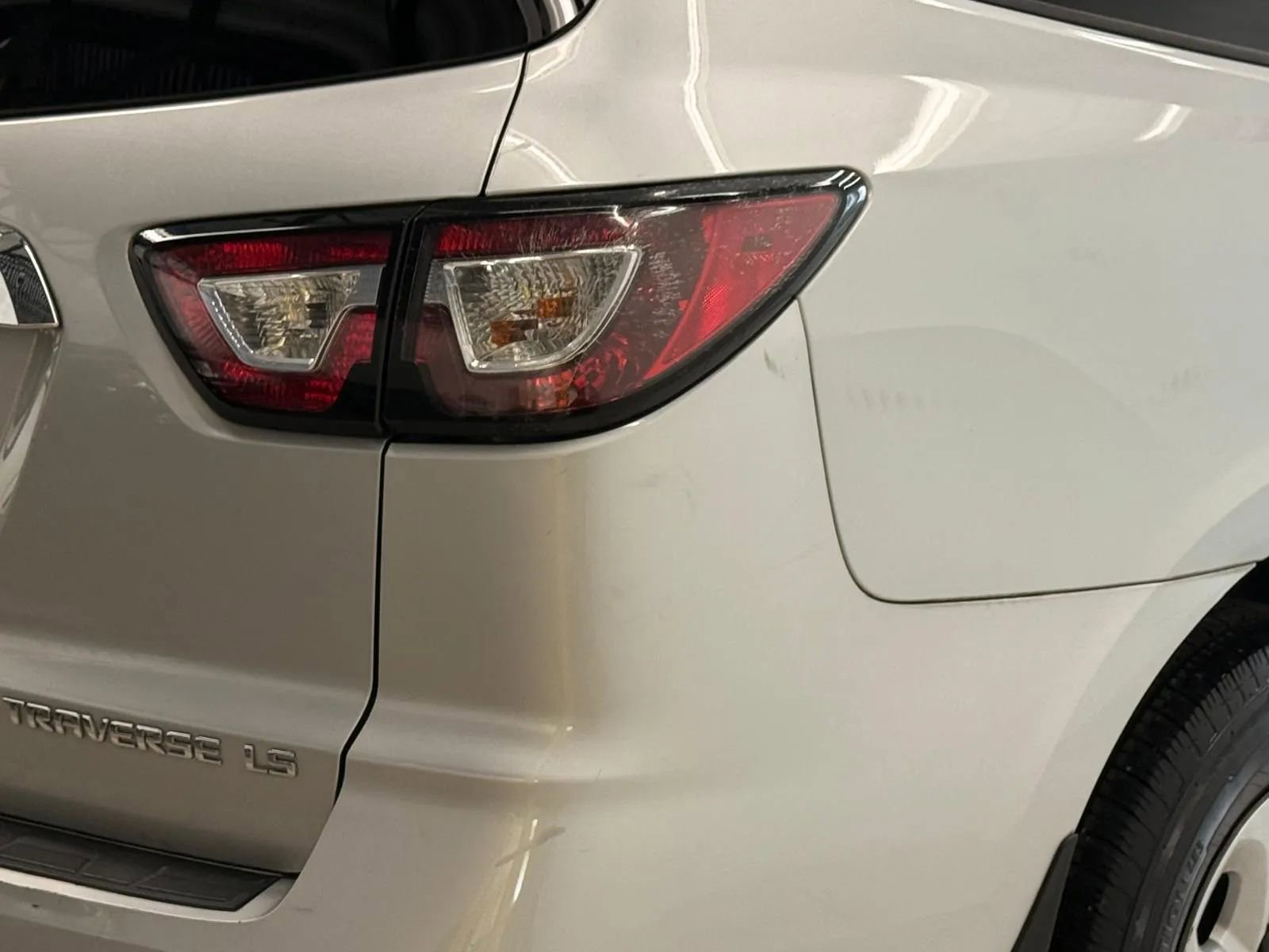 Used 2013 Chevrolet Traverse LS image 10