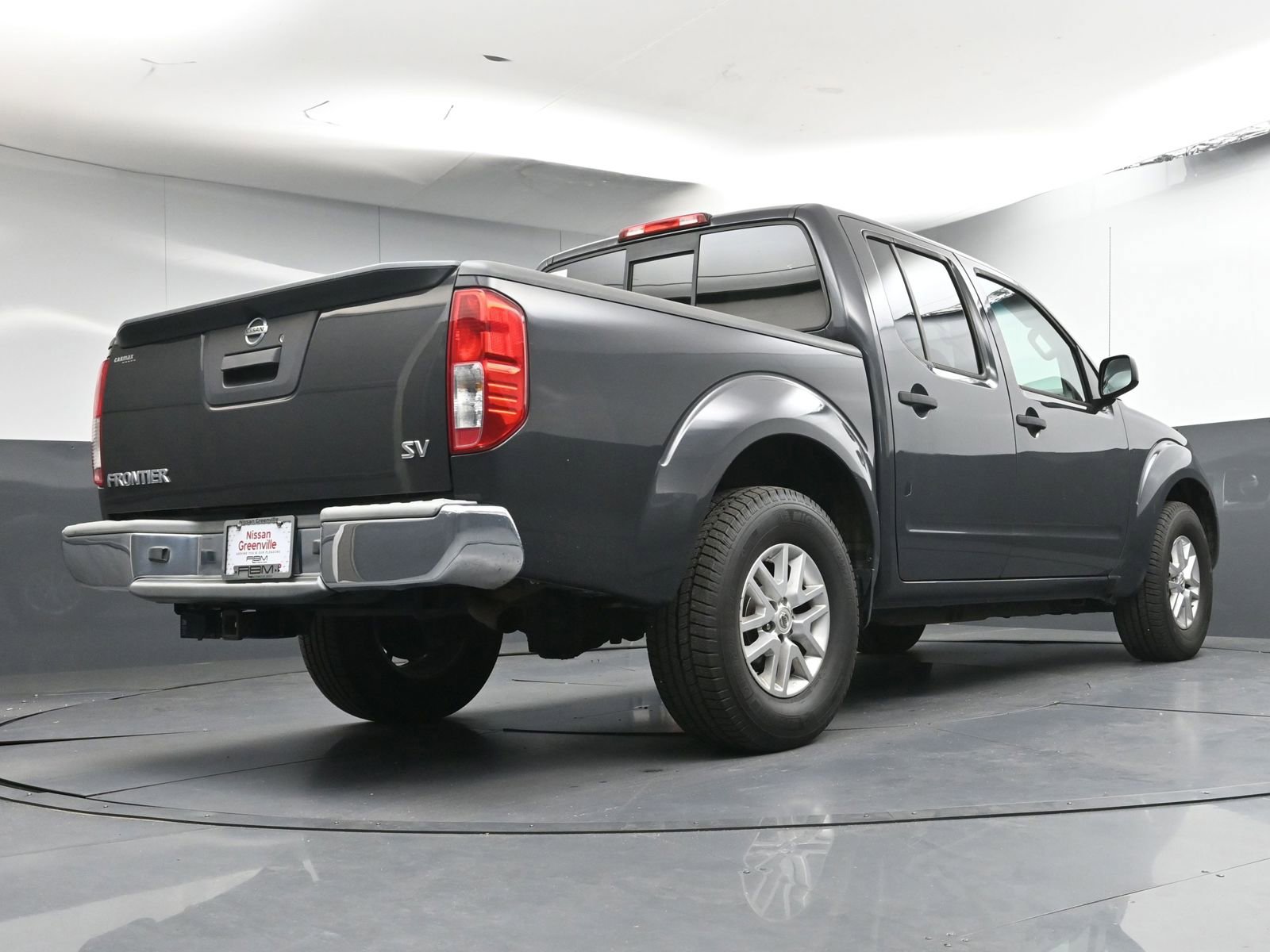 Used 2015 Nissan Frontier SV RWD image 21