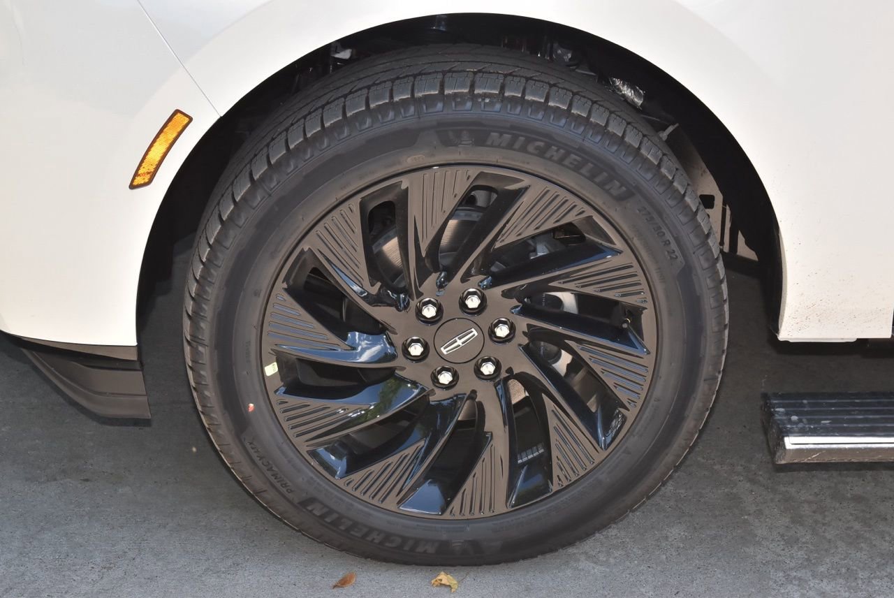 New 2026 Lincoln Navigator L Reserve w/ Jet Appearance Package AWD/4WD image 74