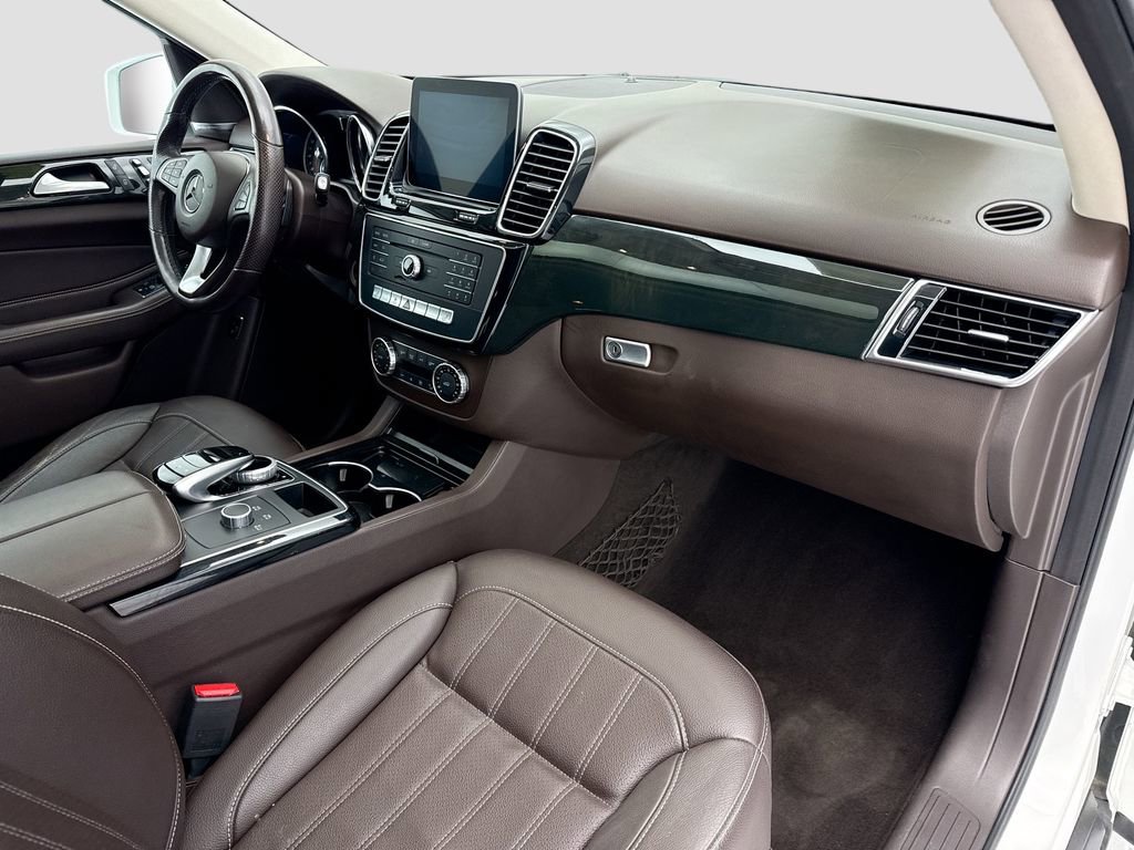 Used 2018 Mercedes-Benz GLE 350 image 16