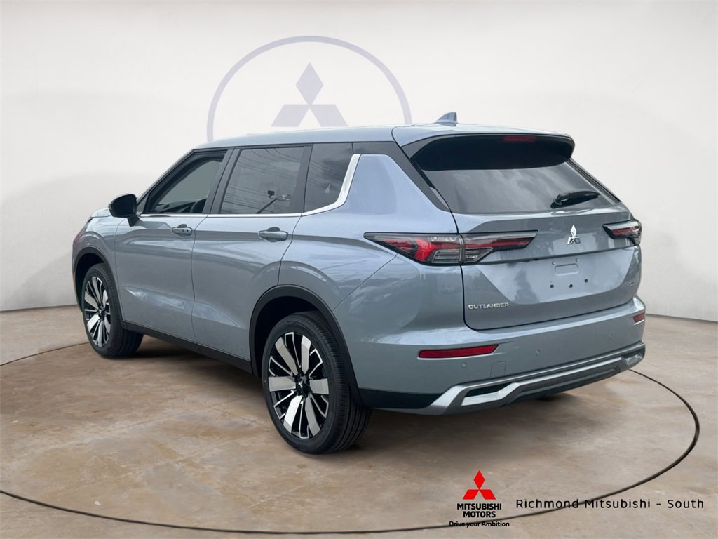 New 2025 Mitsubishi Outlander SE image 5
